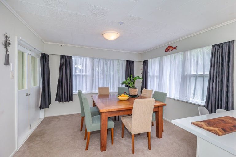 Photo of property in 5 Highbury Drive, Levin, 5510