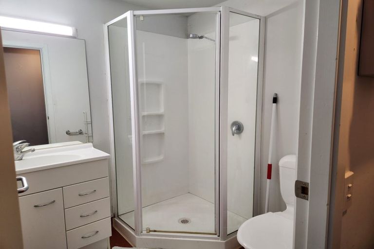 Photo of property in Orange Apartments/victoria Centr, 810/169 The Terrace, Wellington Central, Wellington, 6011