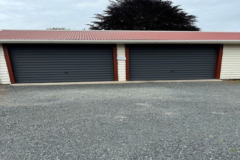 Photo of property in 136 Great South Road, Huntly, 3700