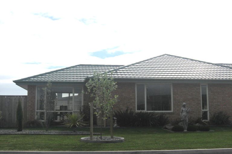 Photo of property in 27 De Castro Drive, Blenheim, 7201