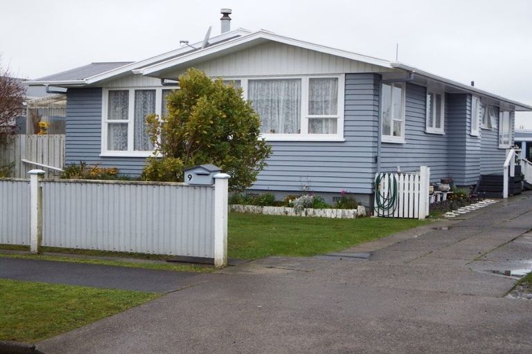 Photo of property in 9 Fergusson Street, Marton, 4710