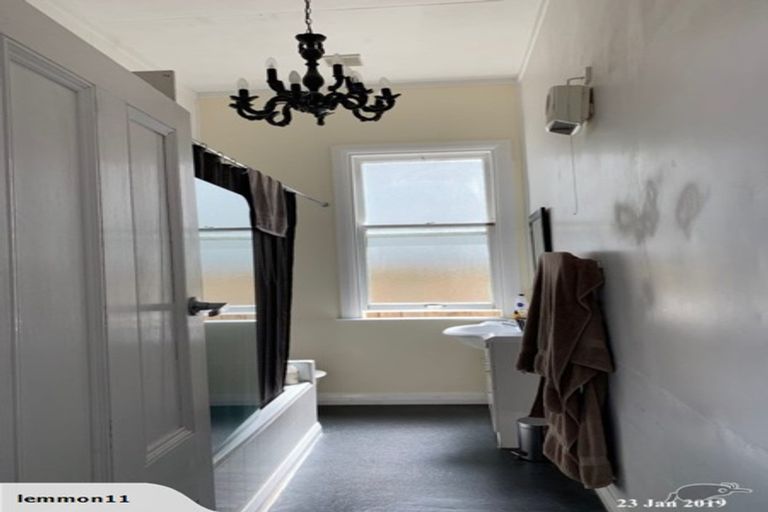 Photo of property in 138 Rongotai Road, Kilbirnie, Wellington, 6022