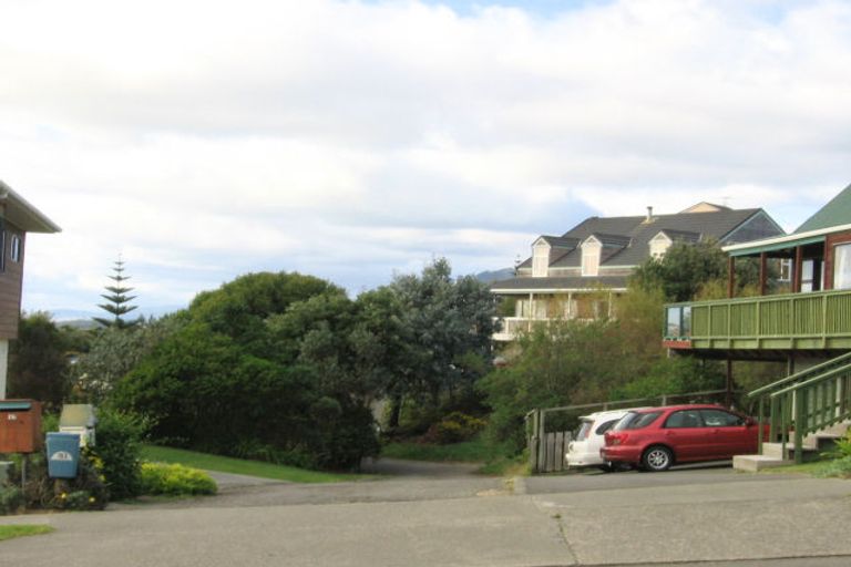Photo of property in 167 Weggery Drive, Waikanae Beach, Waikanae, 5036