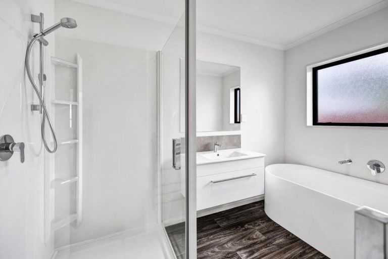 Photo of property in 7 Egmont Street, Hawera, 4610