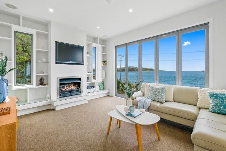 Photo of property in 73 Moana Road, Plimmerton, Porirua, 5026