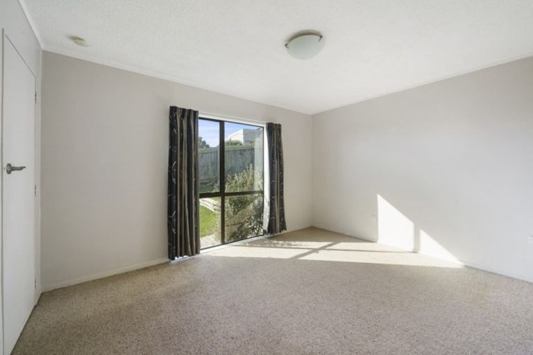 Photo of property in 30 Pitoitoi Street, Otaihanga, Paraparaumu, 5036