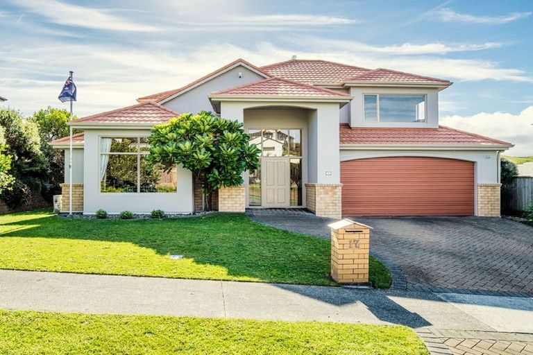 Photo of property in 17 Pendennis Point, Camborne, Porirua, 5026