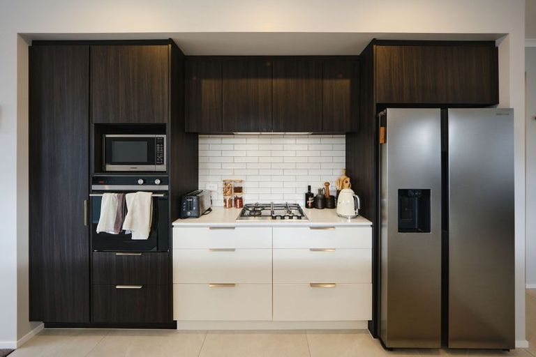 Photo of property in 104 Symes Drive, Red Beach, 0932