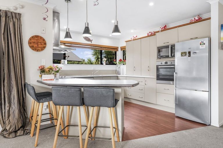 Photo of property in 14 Cherie Close, Rototuna, Hamilton, 3210