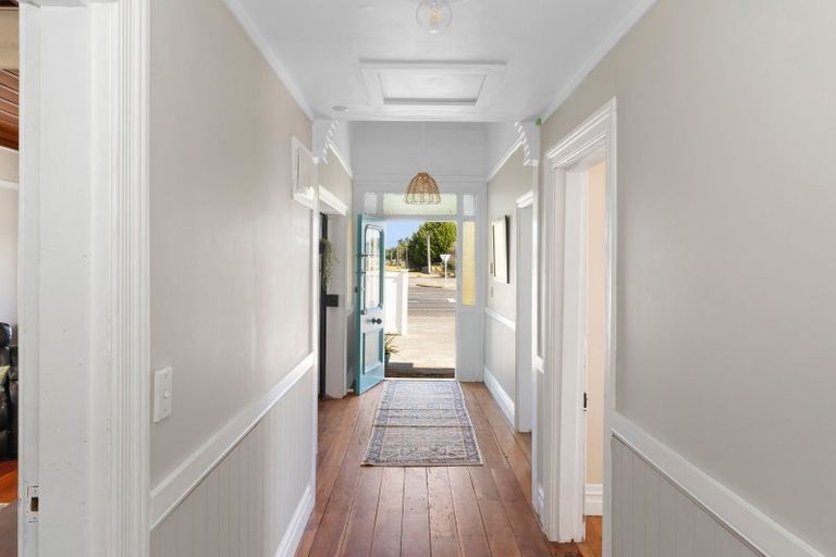 Photo of property in 14 Russell Street, Foxton, 4814