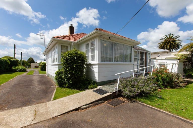 Photo of property in 29 Fox Street, Woodville, 4920