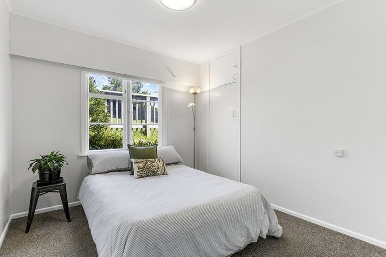 Photo of property in 103 Kenmore Street, Newlands, Wellington, 6037