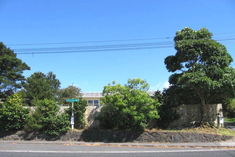 Photo of property in 1/46 County Road, Torbay, Auckland, 0630