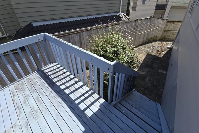 Photo of property in 68 Hutchinsons Road, Bucklands Beach, Auckland, 2014