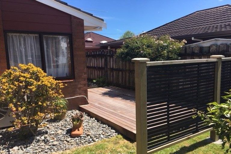 Photo of property in 141 Parrs Cross Road, Glen Eden, Auckland, 0612