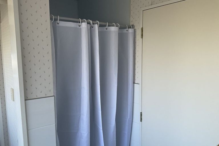 Photo of property in 13 Mahuta Road, Waitahanui, Taupo, 3378