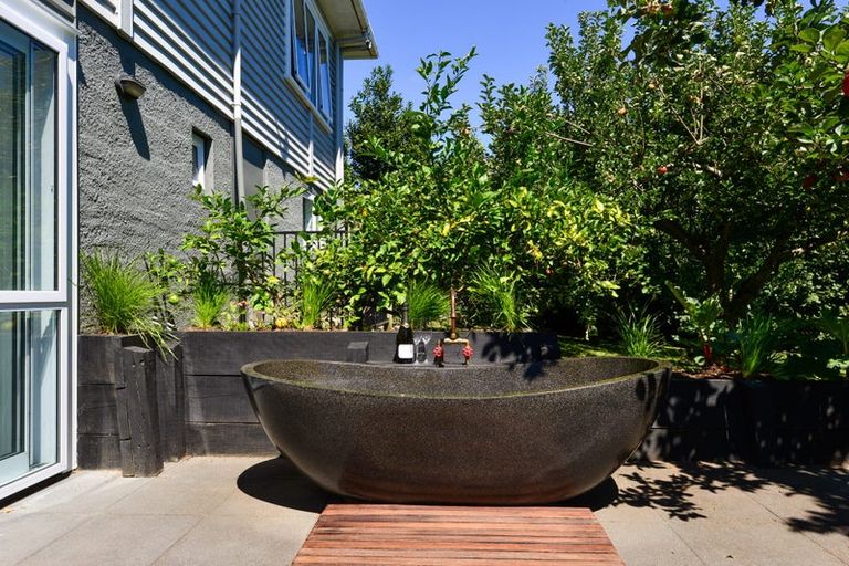 Photo of property in 2 Joffre Street, Frankton, Hamilton, 3204