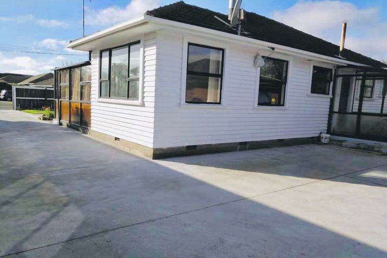 Photo of property in 3 Betwin Avenue, Sockburn, Christchurch, 8042