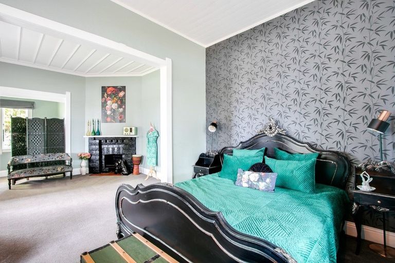 Photo of property in 2 Lucknow Road, Havelock North, 4130