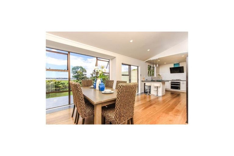 Photo of property in 24 Roberta Avenue, Glendowie, Auckland, 1071