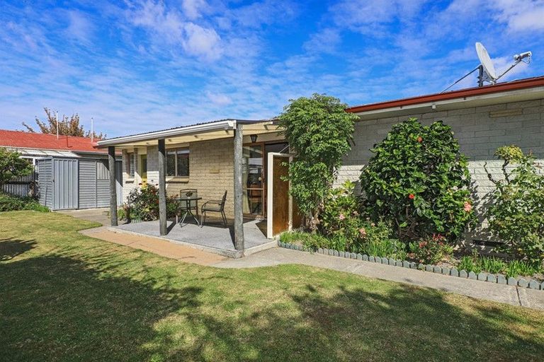 Photo of property in 3/508 Saint Aubyn, Hastings, 4122
