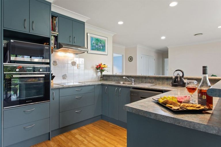 Photo of property in 21 The Fairway, Whakatane, 3120