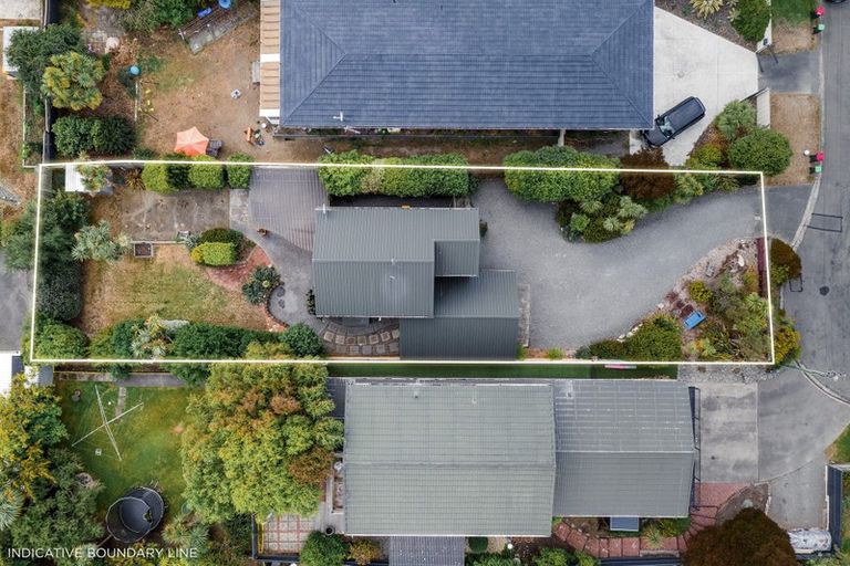 Photo of property in 37 Larnach Street, Waimairi Beach, Christchurch, 8083