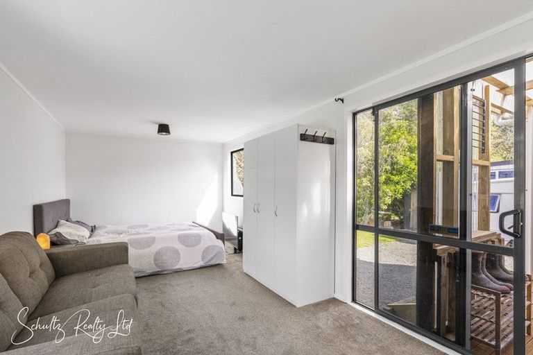 Photo of property in 316 Mountain Road, Maungaturoto, 0587