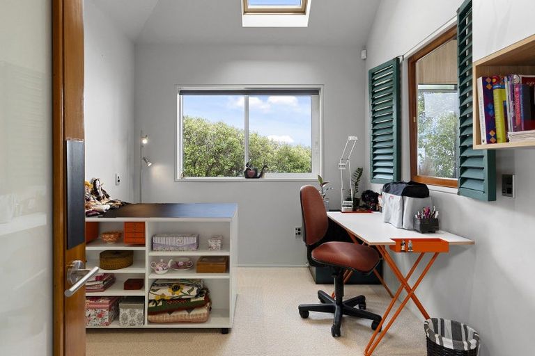 Photo of property in 36 Saint Andrews Hill Road, Mount Pleasant, Christchurch, 8081