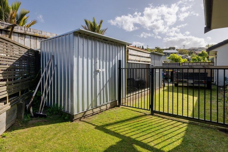 Photo of property in 8 Wouldbank Way, Welcome Bay, Tauranga, 3112