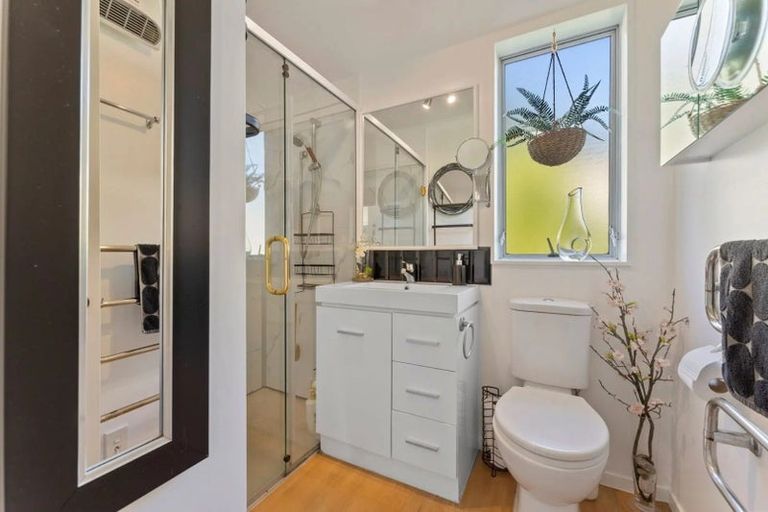 Photo of property in 20 George Street, Picton, 7220