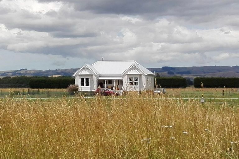 Photo of property in 184 Waitangi Road, Waihakeke, Carterton, 5792