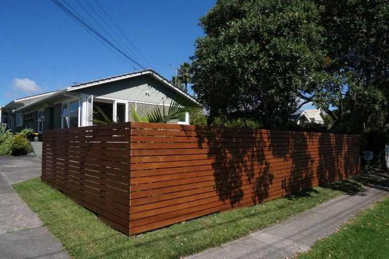 Photo of property in 1/23 Aramoana Avenue, Devonport, Auckland, 0624