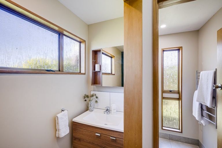 Photo of property in 16 Ngarimu Crescent, Taradale, Napier, 4112