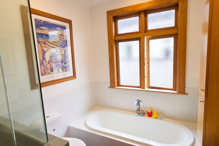 Photo of property in 15 Sherwood Street, Woburn, Lower Hutt, 5010