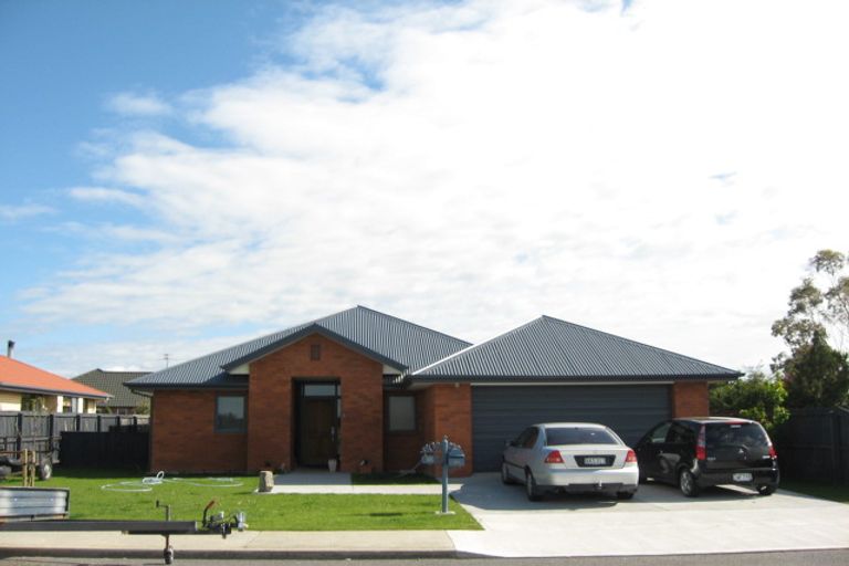 Photo of property in 100 South Belt, Rangiora, 7400