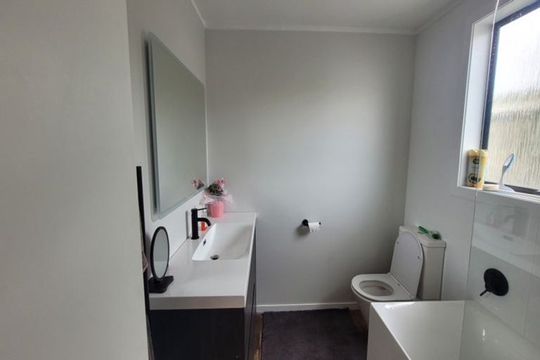 Photo of property in 81 Simpson Road, Papamoa Beach, Papamoa, 3118