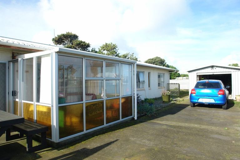 Photo of property in 19 Albany Street, Patea, 4520