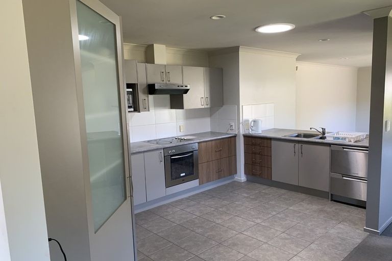 Photo of property in 42 Mandalay Place, Waiuku, 2123