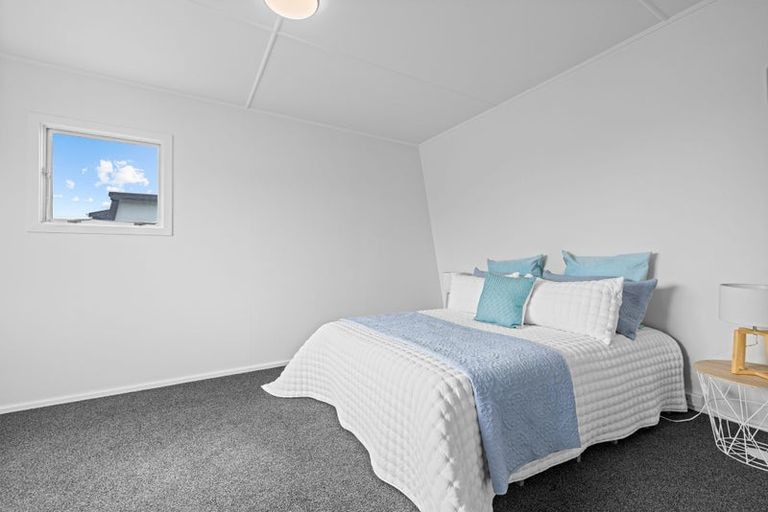 Photo of property in 2/114 Oram Avenue, New Brighton, Christchurch, 8061