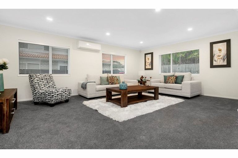 Photo of property in 72a Henwood Road, Mangere East, Auckland, 2024