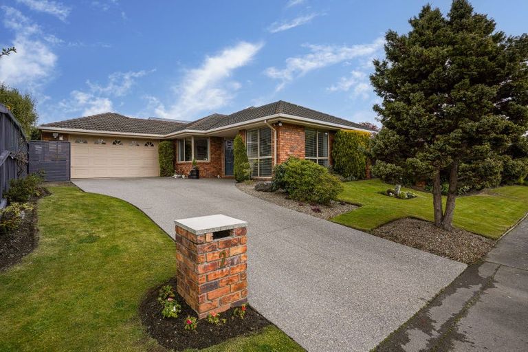 Photo of property in 2 Glencullen Drive, Casebrook, Christchurch, 8051