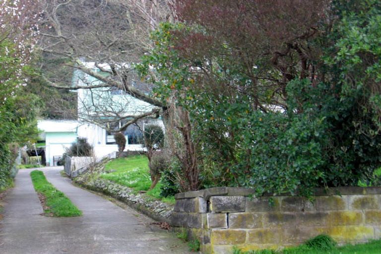 Photo of property in 9 Watt Street, Featherston, 5710