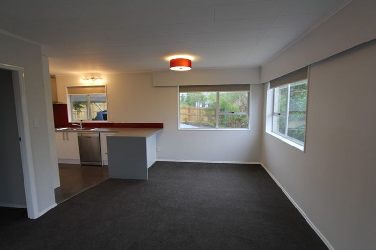 Photo of property in 24 Dowse Drive, Maungaraki, Lower Hutt, 5010