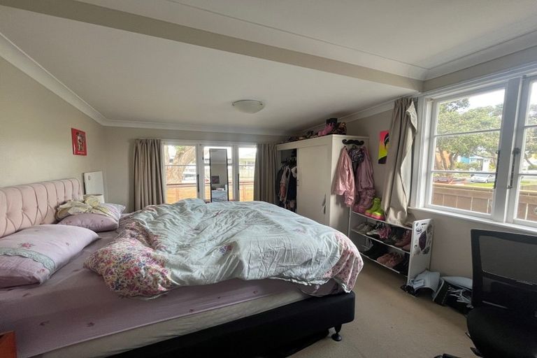 Photo of property in 135 Miramar Avenue, Miramar, Wellington, 6022