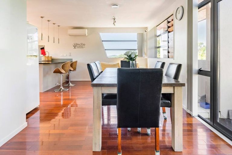 Photo of property in 118 Onetaunga Road, Chatswood, Auckland, 0626