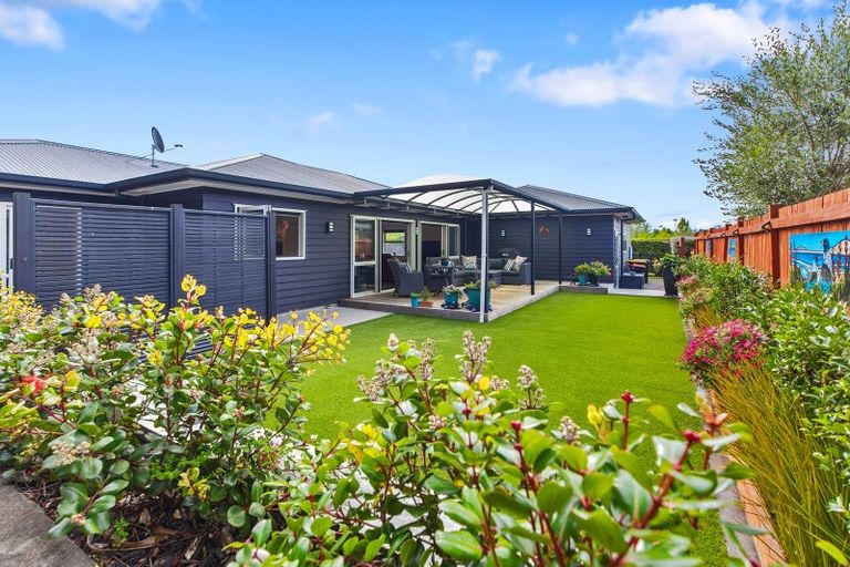 Photo of property in 69 Bathurst Crescent, Pyes Pa, Tauranga, 3112