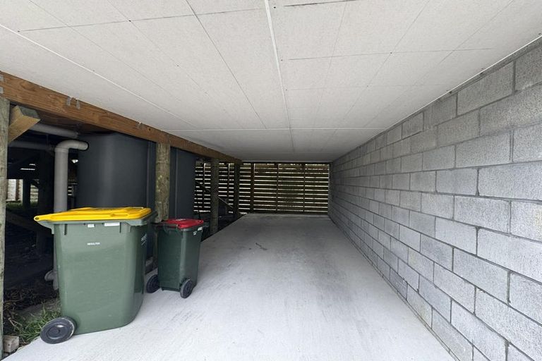 Photo of property in 3b Stokes Valley Road, Stokes Valley, Lower Hutt, 5019