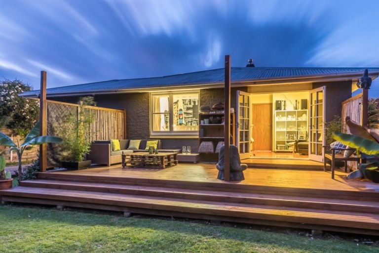 Photo of property in 88 Ngaio Road, Waikanae, 5036