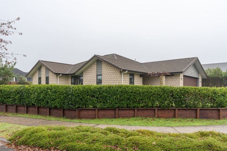 Photo of property in 1 Keston Crescent, Flagstaff, Hamilton, 3210